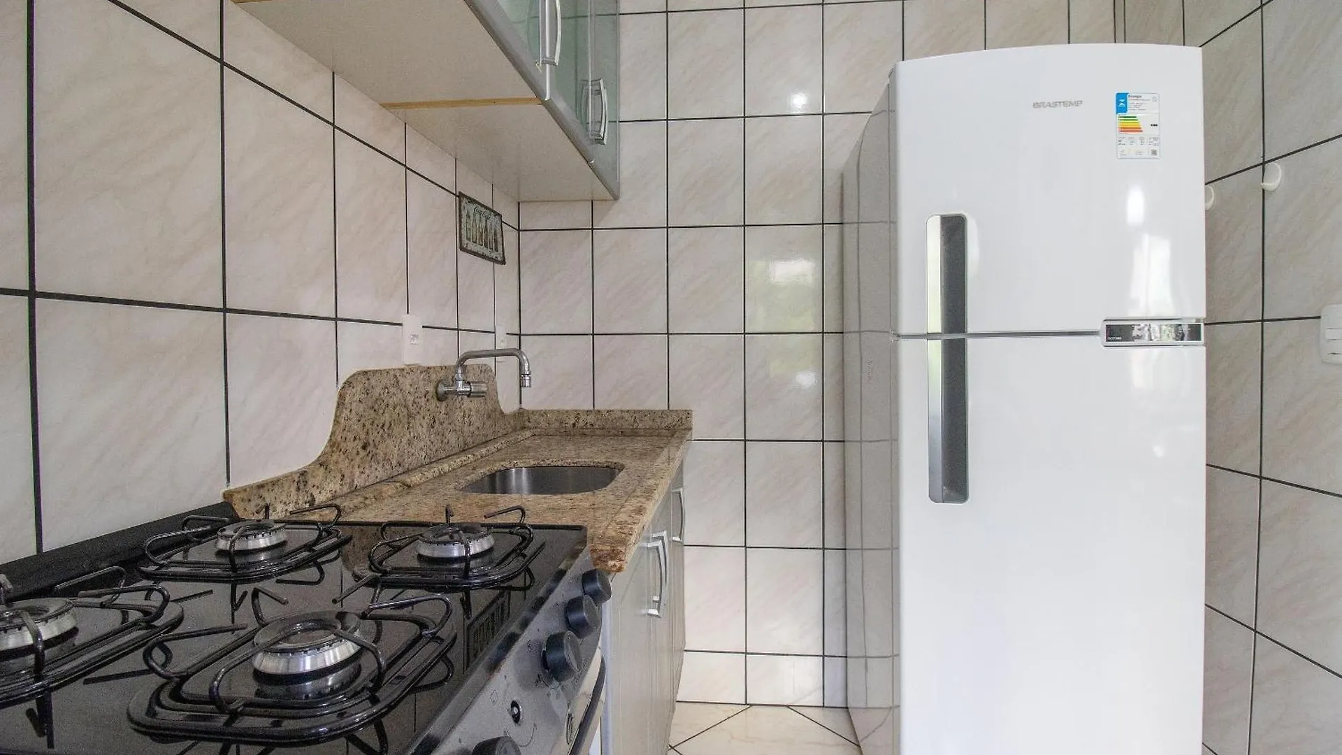 Vpr23 - Quadra Mar, 1 Dorm, 180M Da Praia, Wi-Fi Balneário Camboriú Brasil
